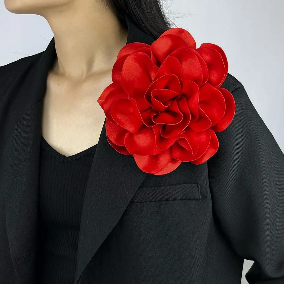 19mm Extra Large Rose Flower Brooches Dainty Satin Fabric Rose Flower Lapel Pins Elegant Silk Camellia Flower Oversized Brooch Pin for Women Wedding Party Dance Banquet Dress Suit Clothes Accessories Jewelry