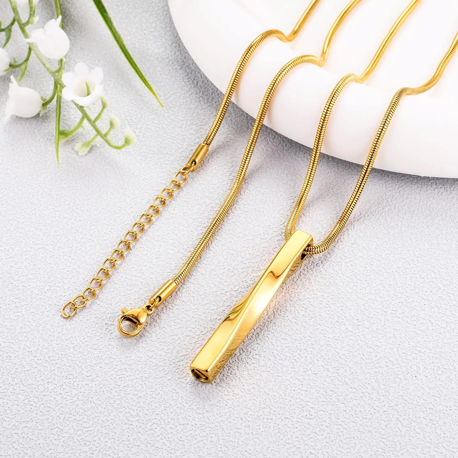 abooxiu Cremation Jewelry for Ashes Twist Ashes Necklace Urn Necklace for Ashes Cremation Necklace Stainless Steel Urn Pendant Memorial Keepsake for Women Men