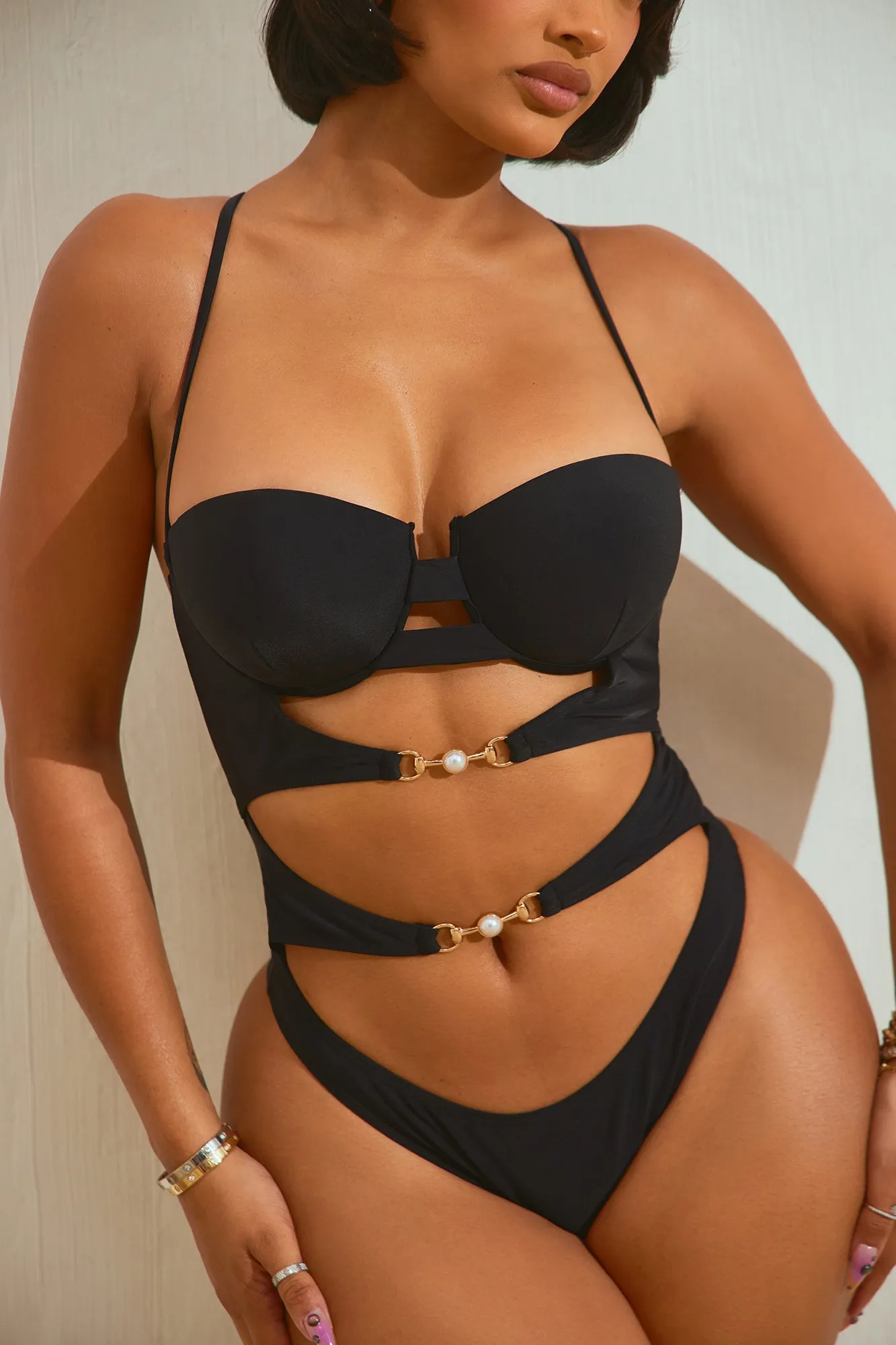 Beatrix Pearl Underwire 1 Piece Swimsuit - Black