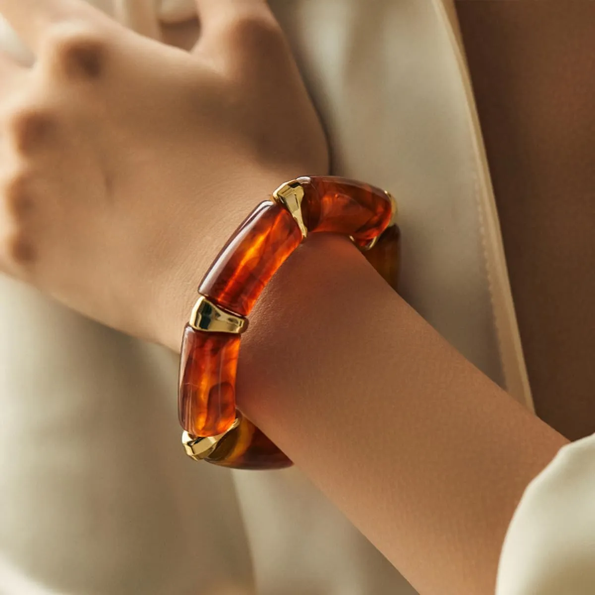 Chunky Gold Bracelets for Women Acrylic Wrap Bracelets Resin Gold Stretch Bangle Punk Jewelry