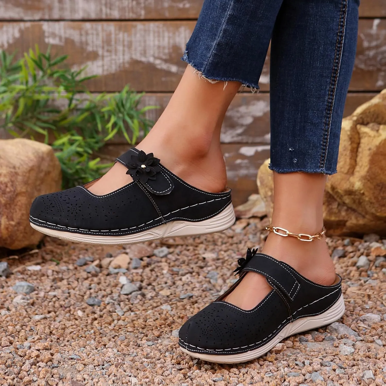 Clogs for Women Leather Comfort Mules Hollow Out Flowers Closed Toe Sandals Summer Casual Arch Support Slip On Slippers Walking Shoes