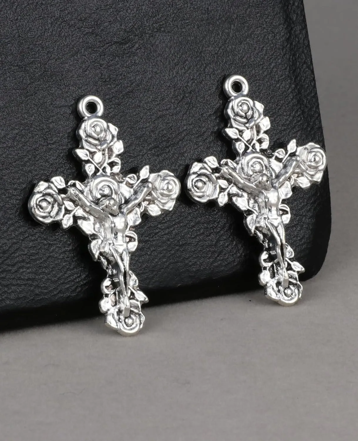 COTTVOTT Eastern Orthodox Cross Pendant/Catholic Jesus Christ INRI Cross Crucifix Pendant/Celtic Cross Pendant Charm for Rosary Necklace DIY Jewelry Making Parts