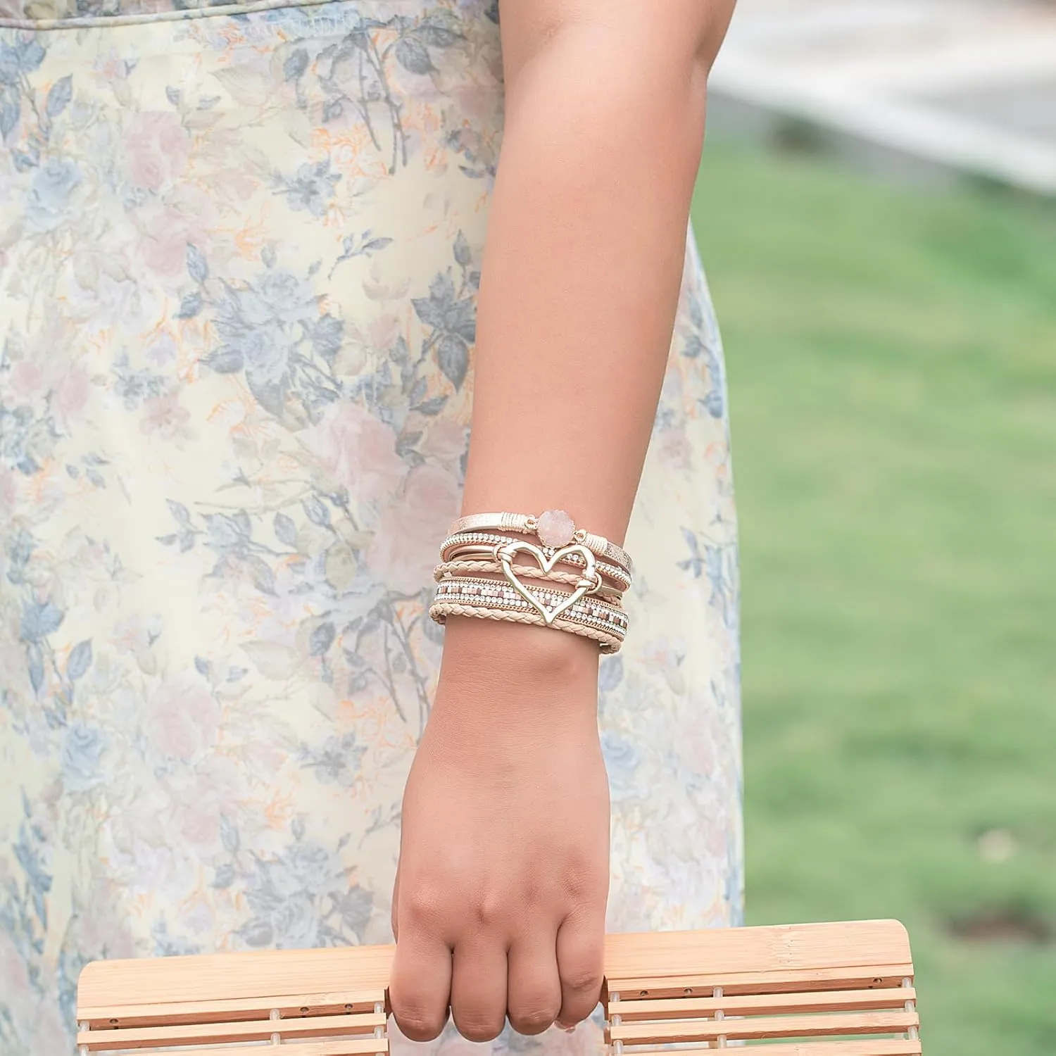 FANCY SHINY Heart Leather Wrap Bracelets Stackable Boho Cuff Bangles Trendy Resin Stone Rhinestone Bracelets with Magnetic Clasp for Women Mother Gift Jewelry