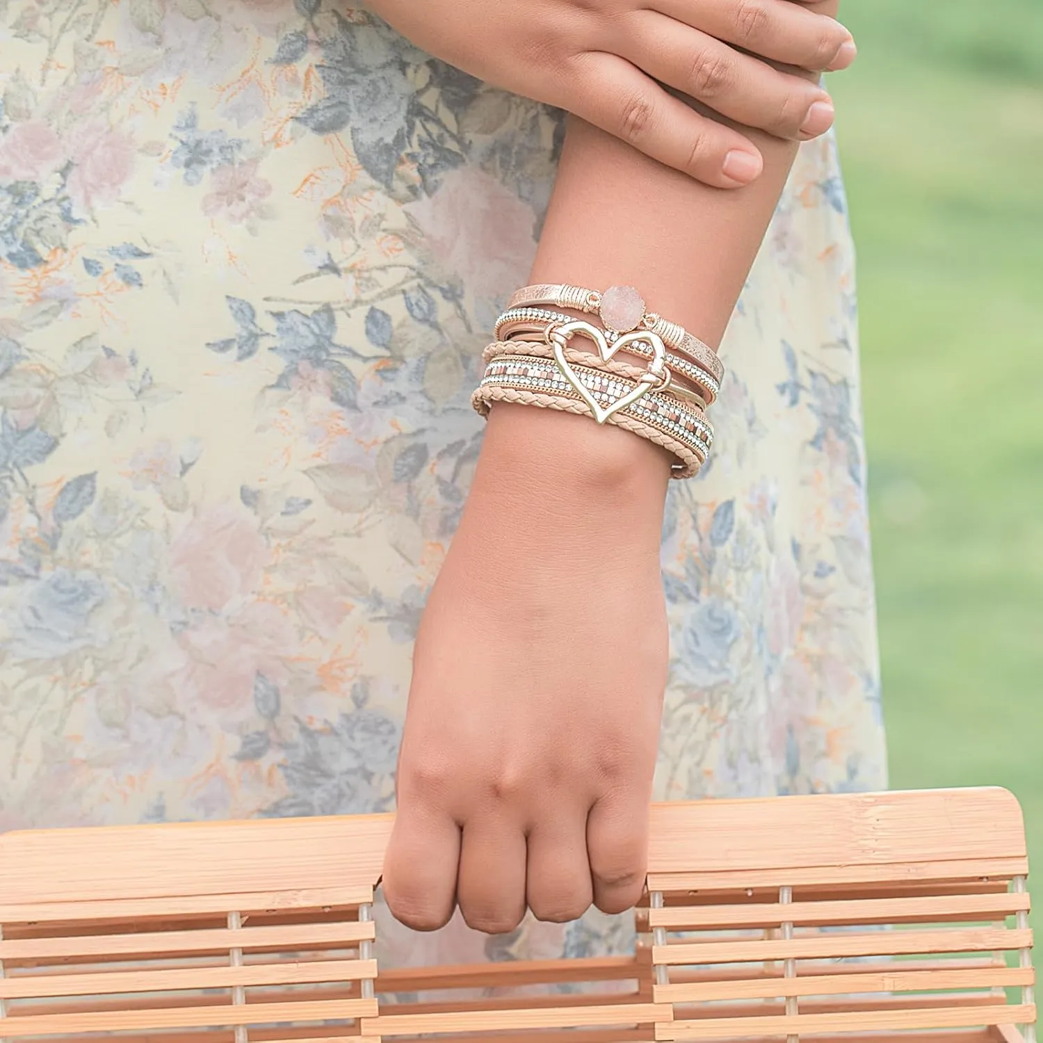 FANCY SHINY Heart Leather Wrap Bracelets Stackable Boho Cuff Bangles Trendy Resin Stone Rhinestone Bracelets with Magnetic Clasp for Women Mother Gift Jewelry