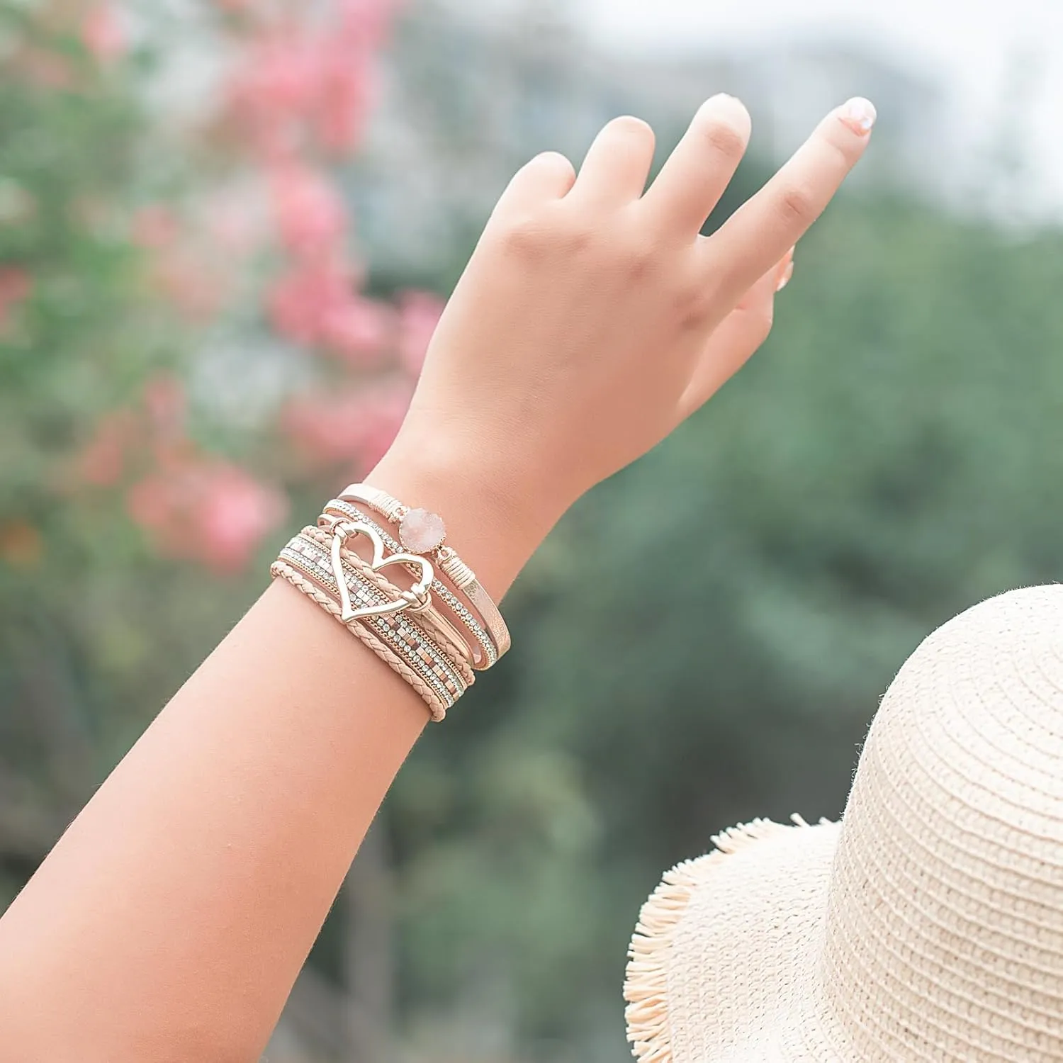 FANCY SHINY Heart Leather Wrap Bracelets Stackable Boho Cuff Bangles Trendy Resin Stone Rhinestone Bracelets with Magnetic Clasp for Women Mother Gift Jewelry