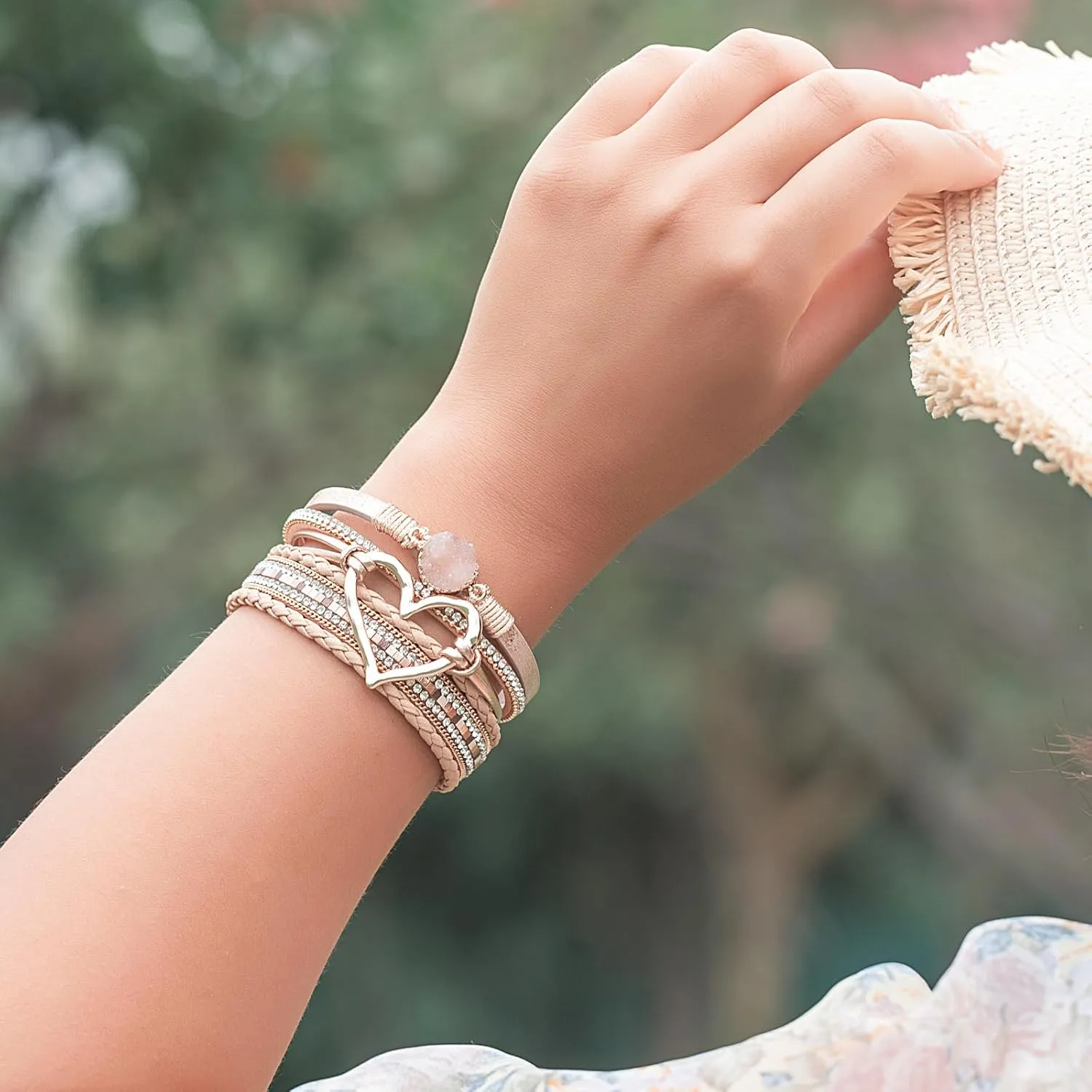 FANCY SHINY Heart Leather Wrap Bracelets Stackable Boho Cuff Bangles Trendy Resin Stone Rhinestone Bracelets with Magnetic Clasp for Women Mother Gift Jewelry