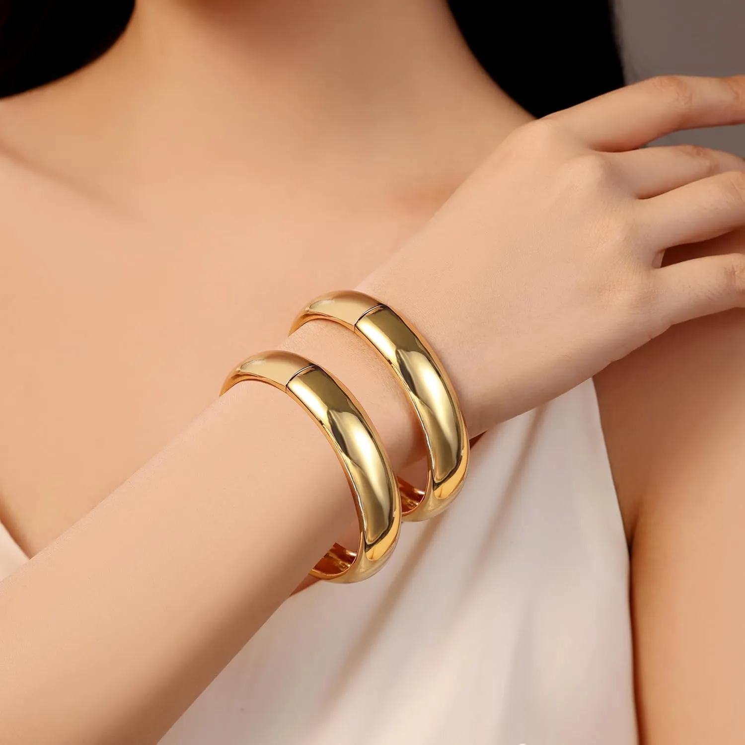 Gold Bangles Bracelets for Women Chunky Gold Cuff Bracelet Set 2PCS Trendy Bracelet for Women Irregular Cuff Hinged Wide 14K Gold Plated Bracelet