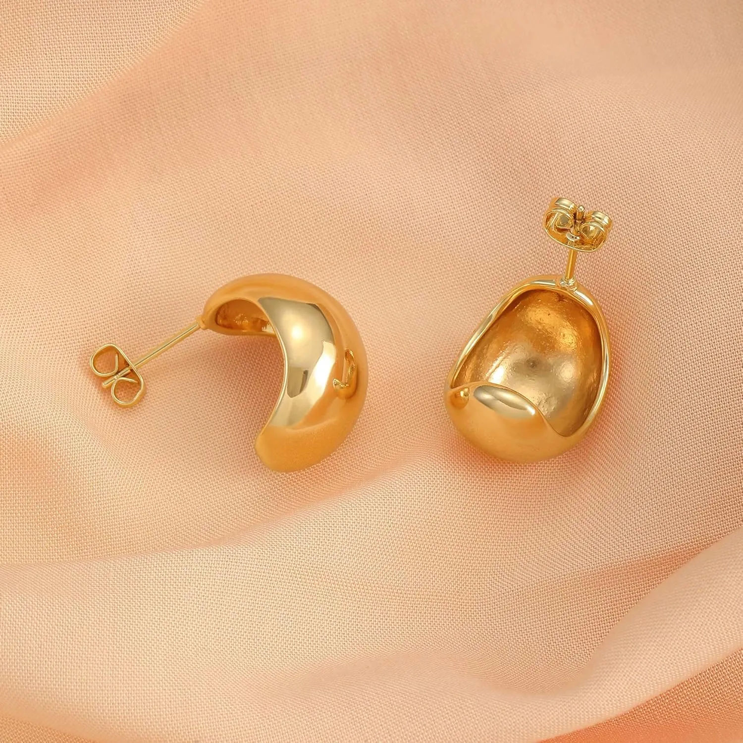 Gold Earrings for Women, 14K Gold Plated Lightweight Hypoallergenic Earrings for Women Trendy Fashion Jewelry Women's Gifts