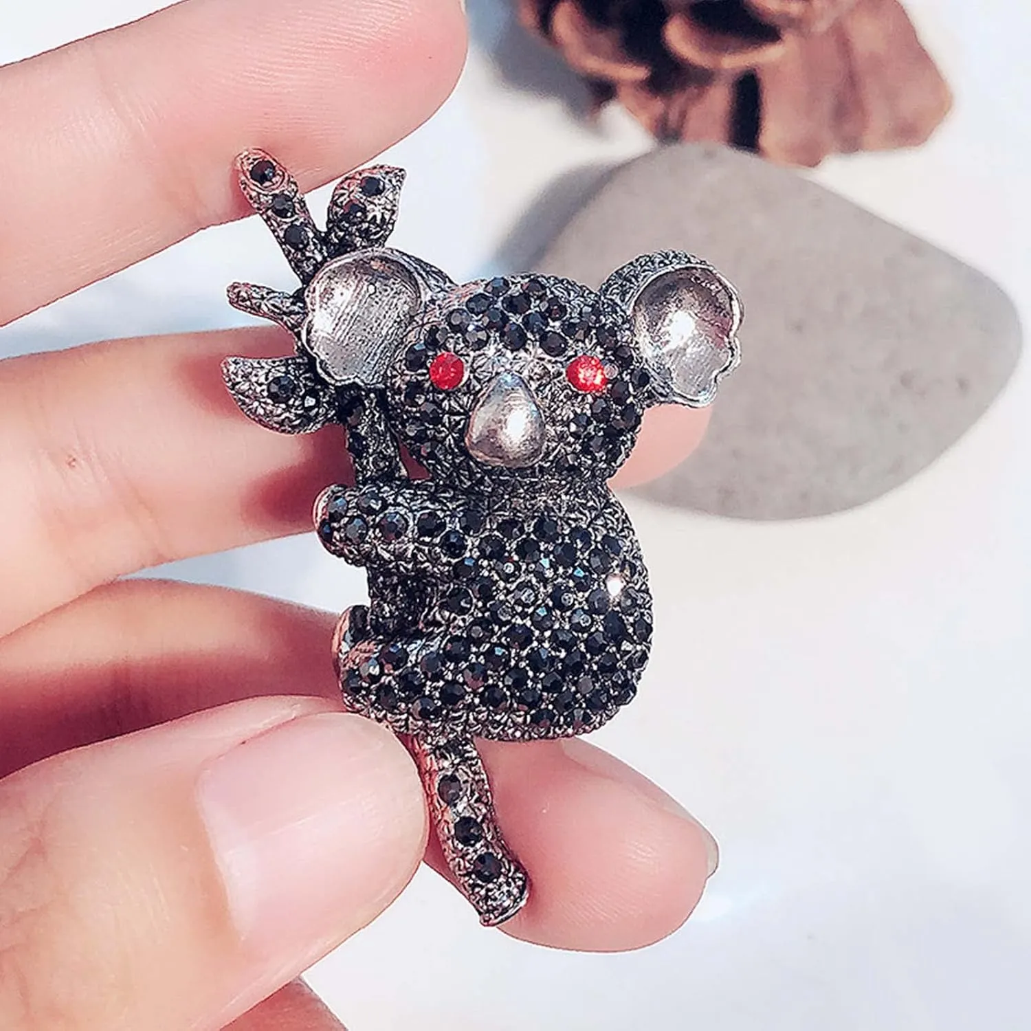 HETICA Animal Brooch for Women, Funny and Cute Flower Brooch Safety Pins Clothing Backpack Hat Decoration Enamel Pins Fashion Women Brooches and Pins Jewelry