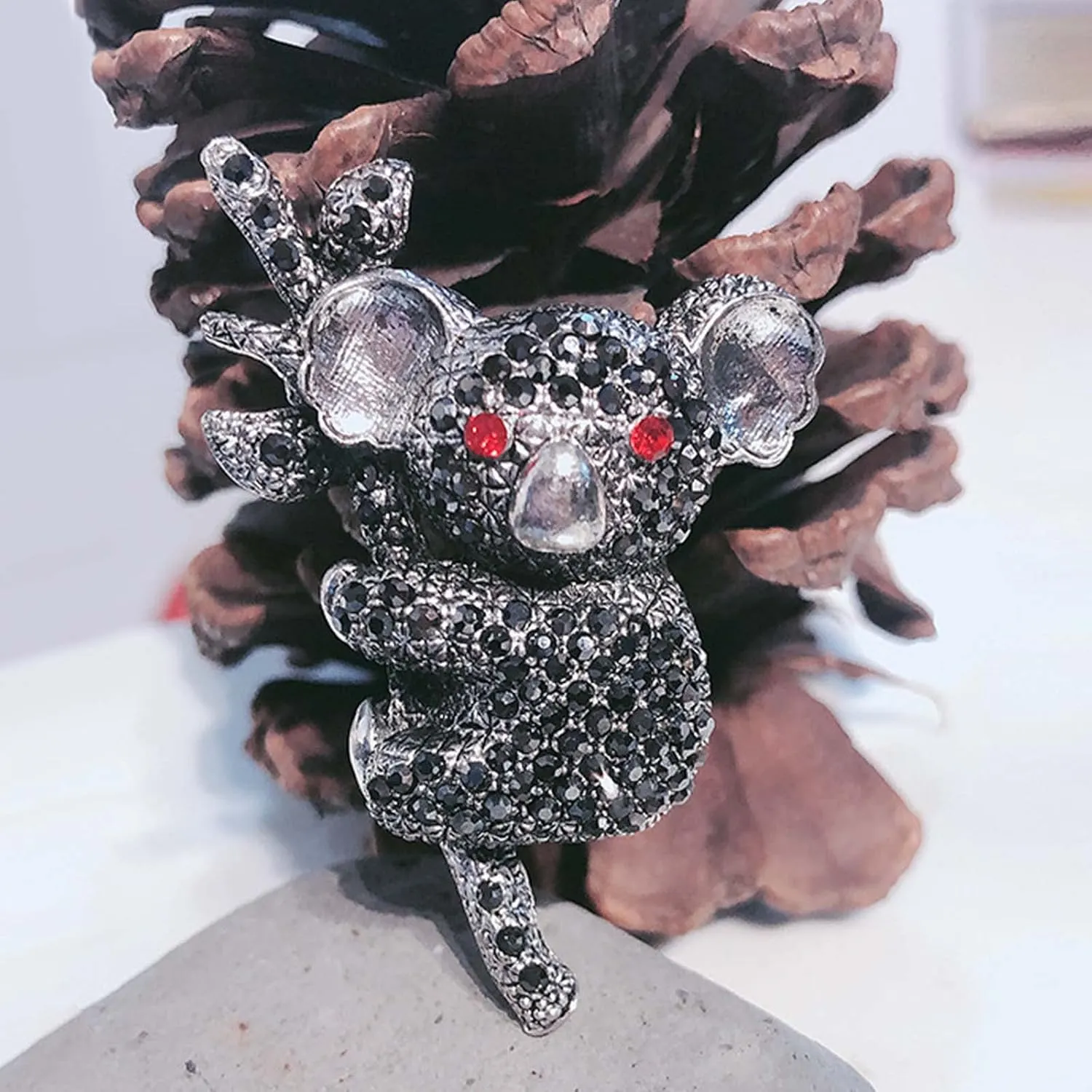 HETICA Animal Brooch for Women, Funny and Cute Flower Brooch Safety Pins Clothing Backpack Hat Decoration Enamel Pins Fashion Women Brooches and Pins Jewelry