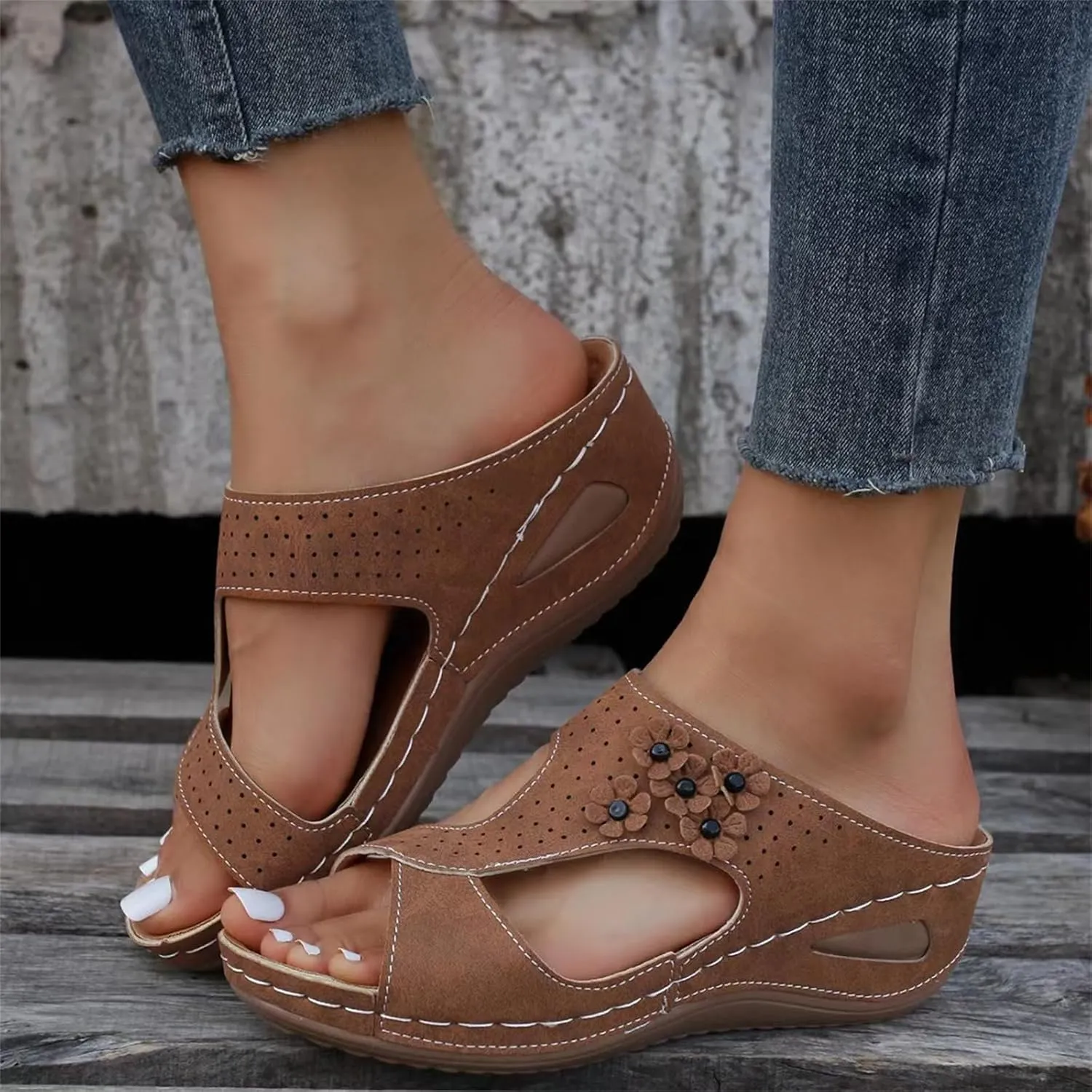 Ladmiple Sandals Women Fashion Flat Orthopedic Walking Slippers Dressy Summer Slip On Orthotic Flip Flops with Arch Support
