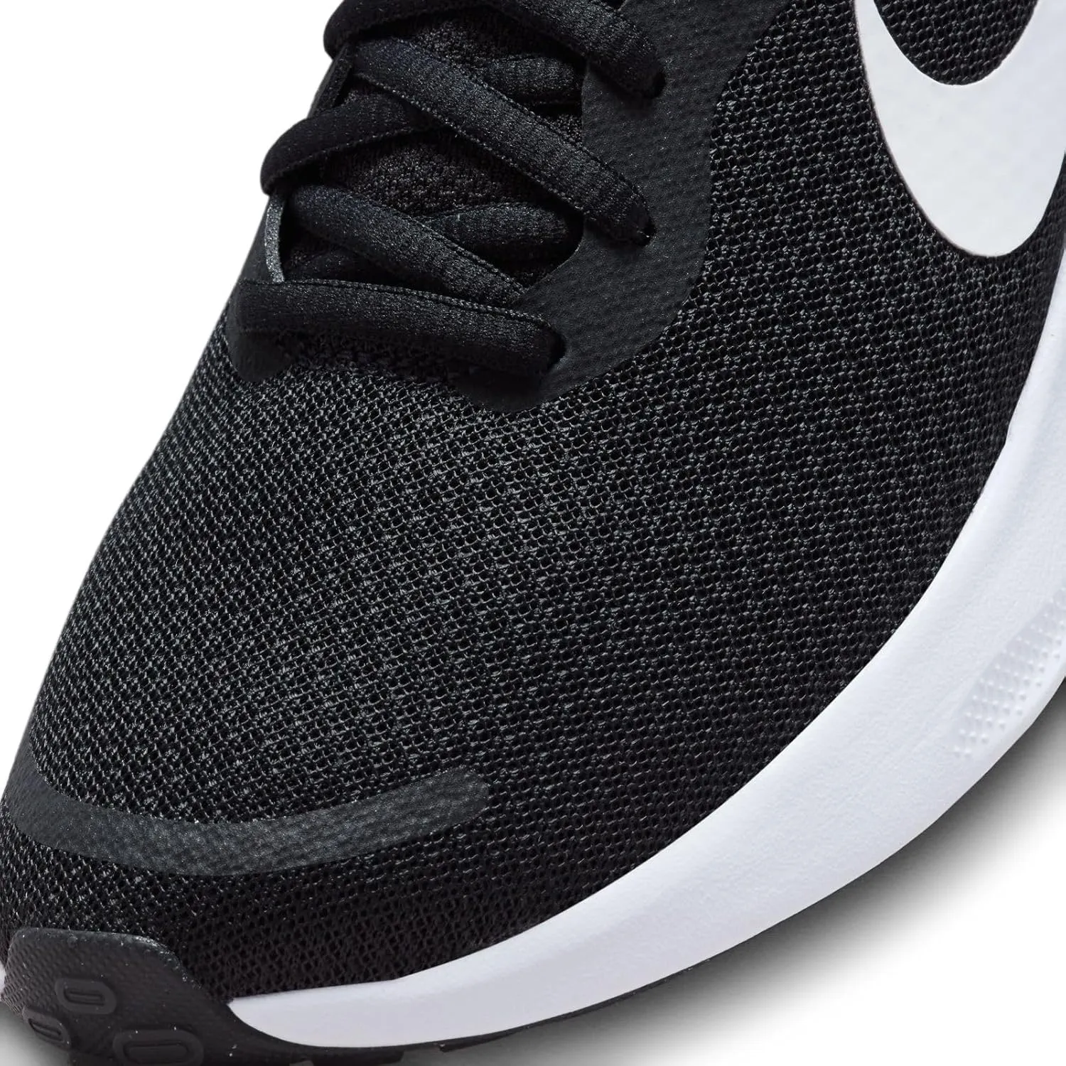 Nike Women's Revolutin 7 Sneaker