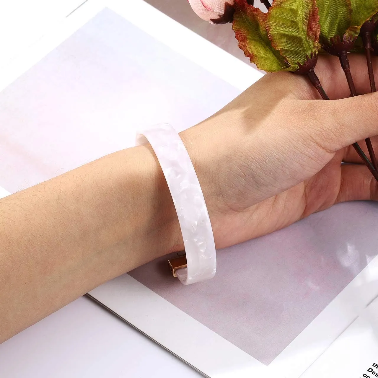 Open Cuff Bracelet Statement Acrylic Resin Lucite Cuff Bracelet Minimalist Tortoise Shell Bangles Bracelet Adjustable Lightweight Bangle
