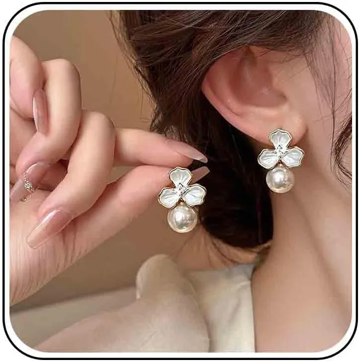 Vintage Pearl Dangle Earrings Crystal Pearl Drop Earrings Rhinestone Flower Stud Earrings Boho Cz Pearl Earrings for Women