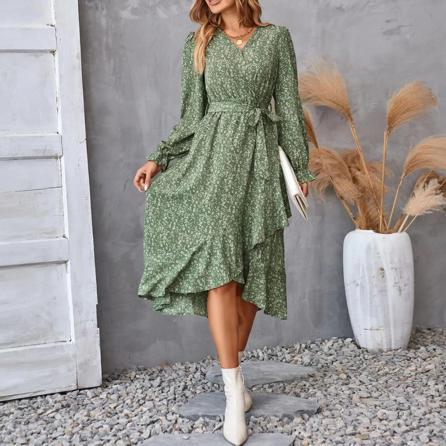 Women's Long Sleeve Maxi Dress V Neck Boho Floral Print High Waist Dress Casual Flowy Ruffle 2024 Fall Winter Dresses