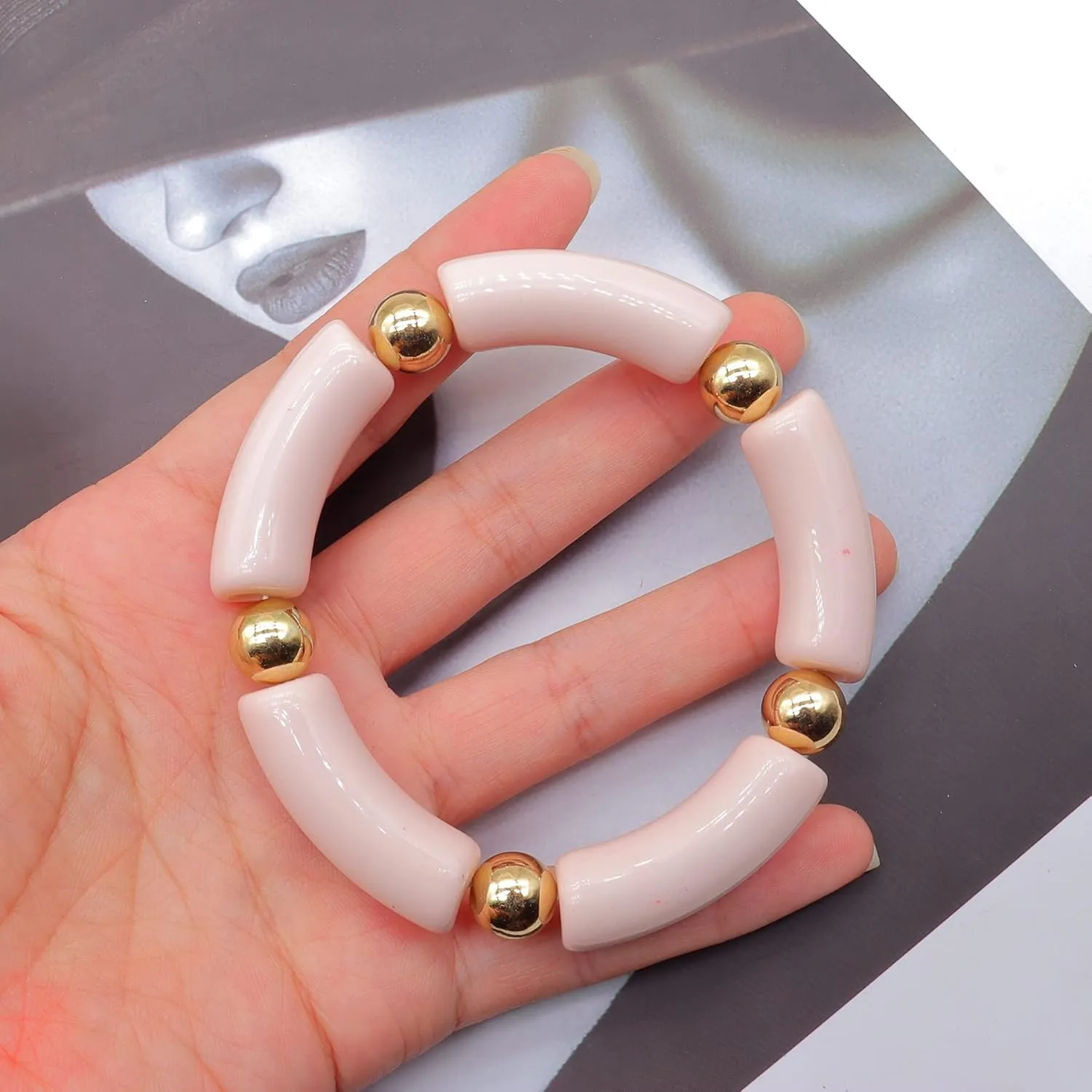 YOOESTORES82 Chunky Bamboo Beaded Acrylic Bracelets, Colorful Curved Resin Stretch Bracelet,Circle Spacer Curved Geometric Bracelet Boho Stretchable Friendship Bracelets